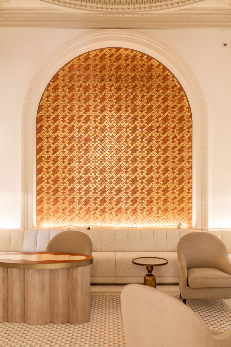 Carlton Cannes, a Regent Hotel