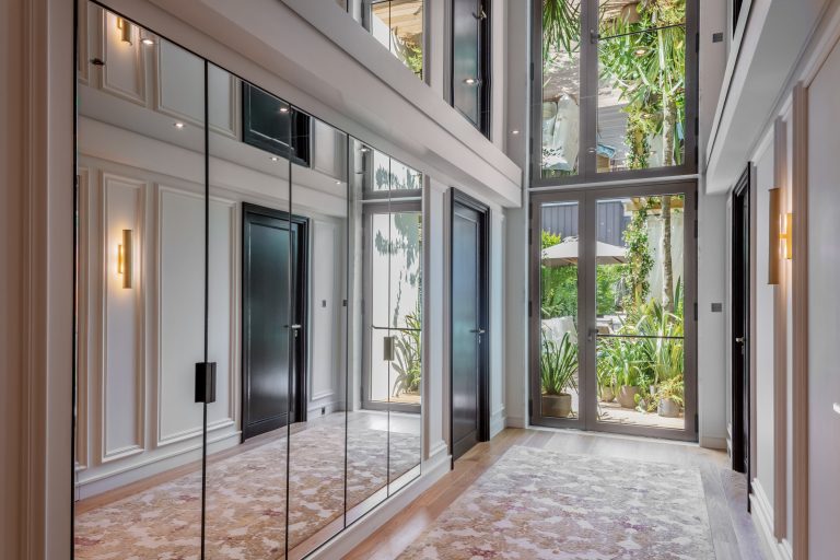 Mandarin Oriental – Parisian Apartment Gilles & Boissier