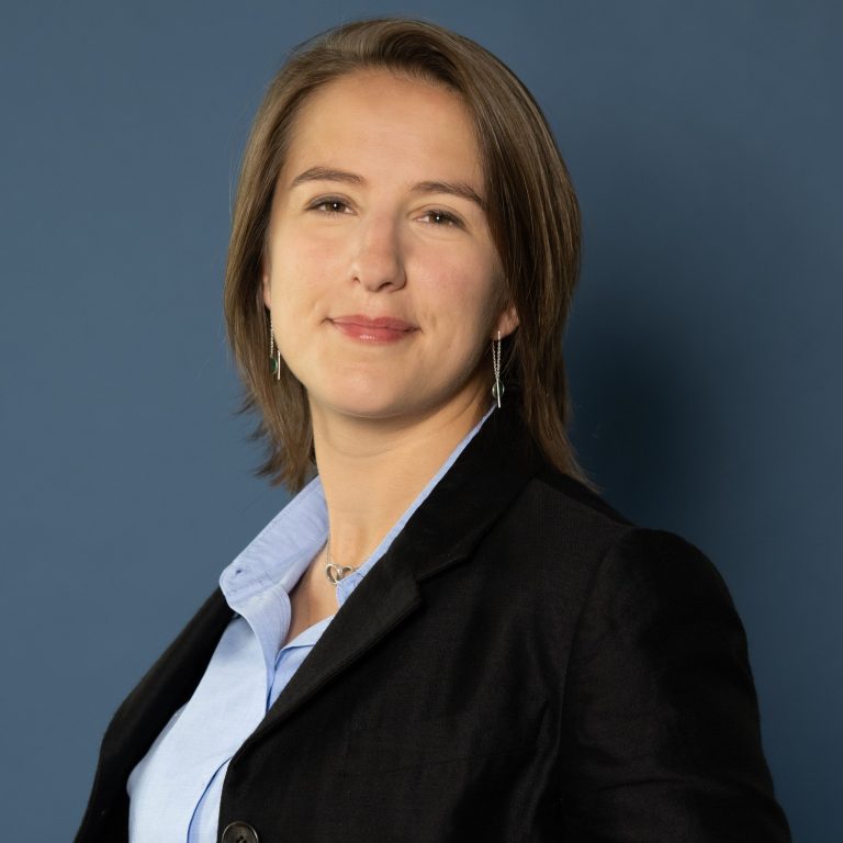 Louise MANIÈRE